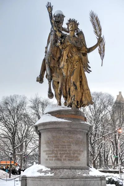 Памятник Уильяму Шерману - Центральный парк, Нью-Йорк — стоковое фото