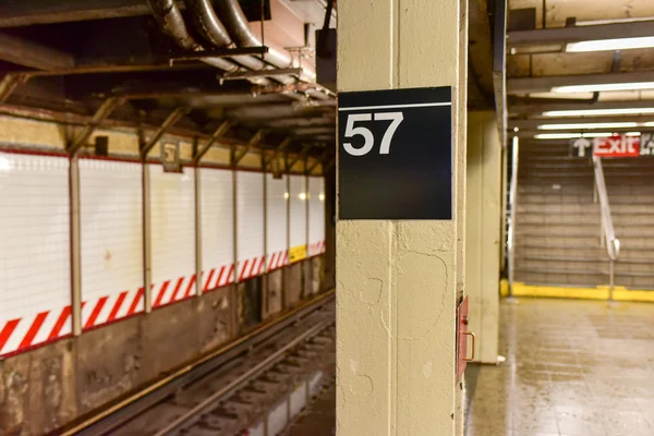 57th Streen Subway Station - Manhatan, Nueva York —  Fotos de Stock