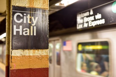Brooklyn Köprüsü Belediye Binası metro istasyonu - New York City