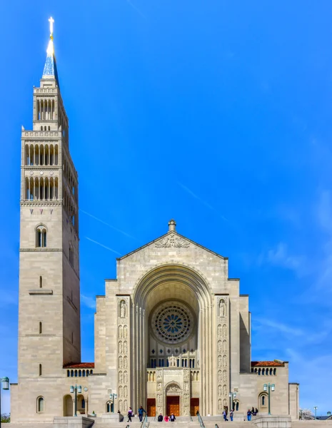 Basilikan i den nationella helgedom katolska kyrkan — Stockfoto