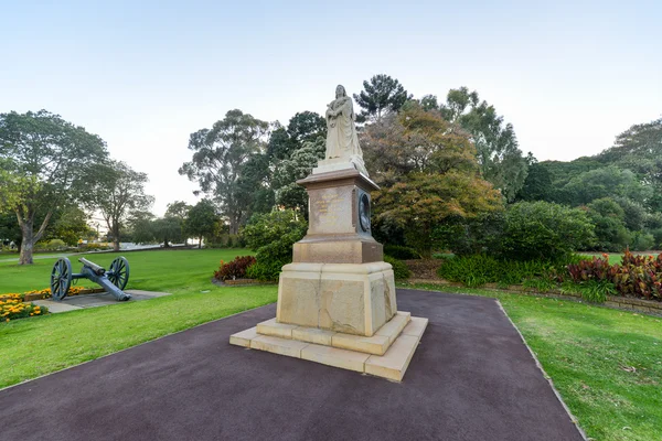 Queen Victoria Statue — Stock Photo, Image