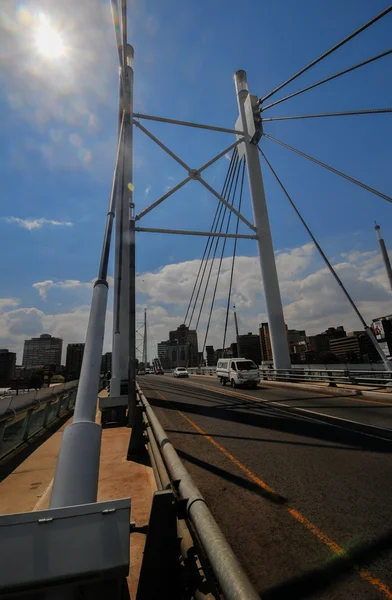 Nelson ponte de mandela, Joanesburgo, sa — Fotografia de Stock