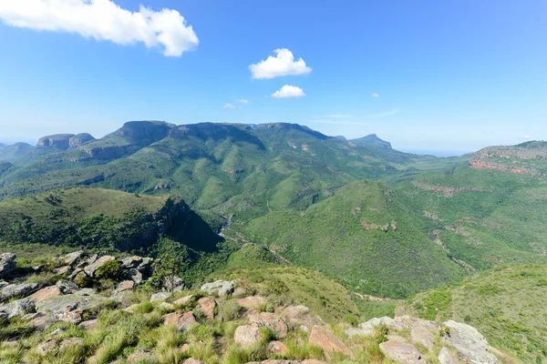 Blyde river canyon och de tre rondavels — Stockfoto