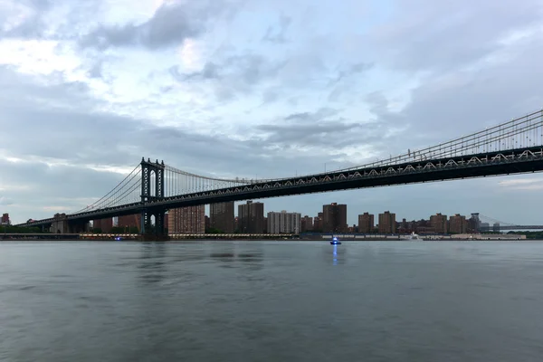 Brooklyn Bridge e Manhattan View — Fotografia de Stock