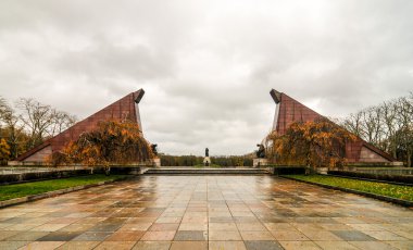 treptower park, berlin, Almanya panorama Sovyet savaş anıtı