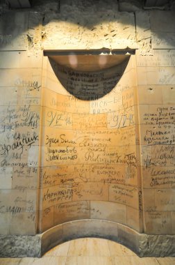 Sovyet işgalcilerin Berlin tarafından orijinal Rus Graffiti