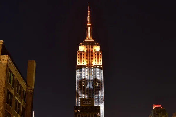 Empire State Building - Racing Extinction — Stock Photo, Image