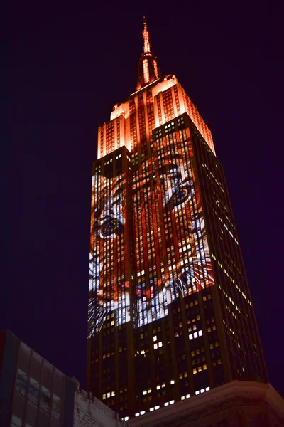 Empire State Building - carreras extinción —  Fotos de Stock