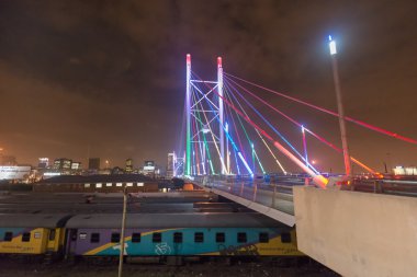 Nelson Mandela köprü gece - Johannesburg
