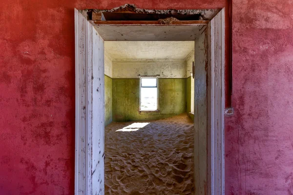 Spookstad Kolmanskop, Namibië — Stockfoto