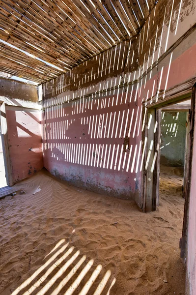 Spookstad Kolmanskop, Namibië — Stockfoto