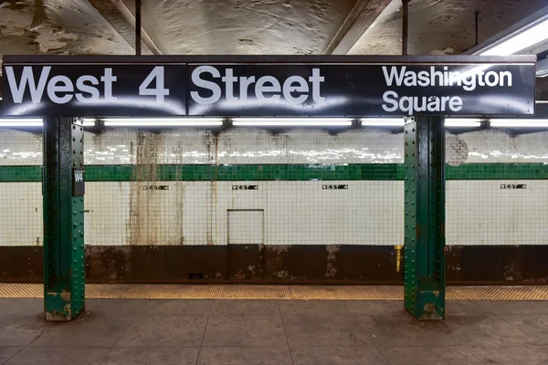 Estación de metro West Fourth Street - Nueva York — Foto de Stock