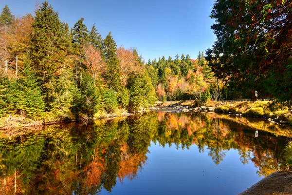 Monument Falls - New York — Stock Photo, Image