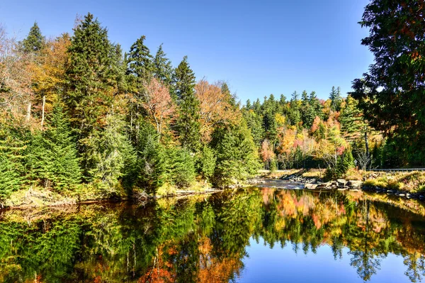 Monument Falls - New York — Stock Photo, Image