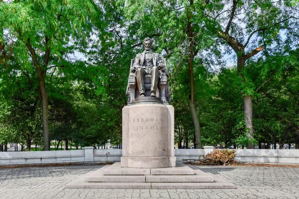 Estátua de Abraham Lincoln em Grant Park — Fotografia de Stock