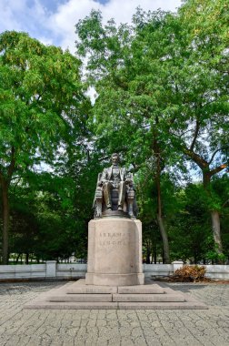 Abraham Lincoln heykel Grant Park'ta