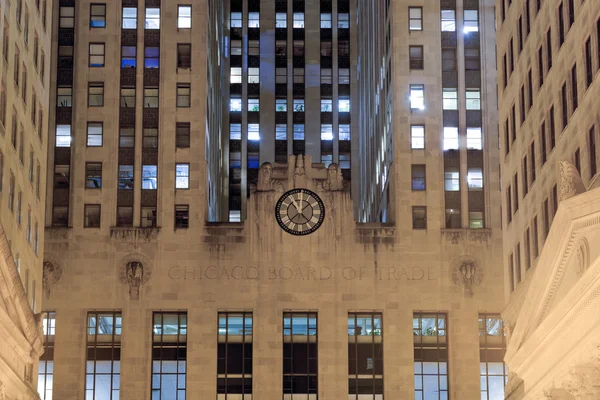 Chicago Board of Trade Building por la noche — Foto de Stock