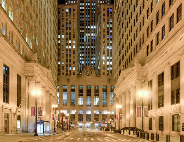 Chicago Board of Trade Building at Night — Stock Photo, Image