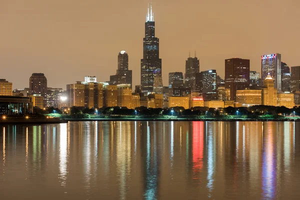 Chicago skyline på natten — Stockfoto