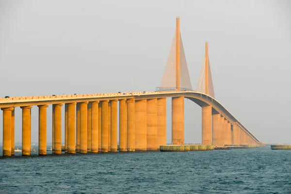 Sunshine Skyway Bridge - Tampa Bay, Flórida — Fotografia de Stock