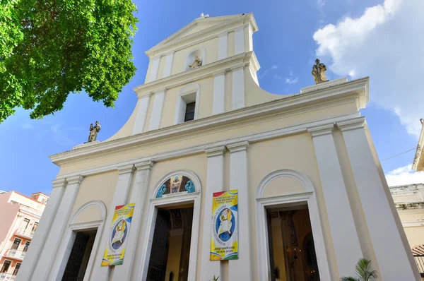 Catedral de San Juan Bautista - San Juan, Puerto Rico —  Fotos de Stock