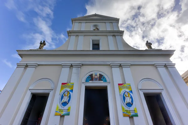 Catedral de San Juan Bautista - San Juan, Puerto Rico —  Fotos de Stock