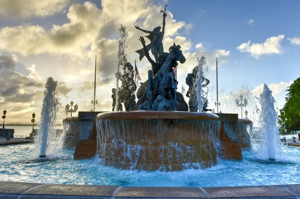 Fuente de Raices en el Viejo San Juan — Foto de Stock