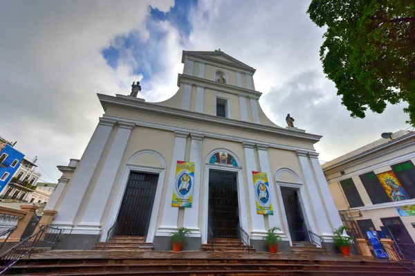Catedral de San Juan Bautista - San Juan, Porto Rico — Fotografia de Stock