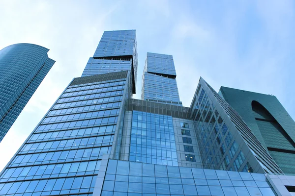 Edificio moderno del centro de negocios —  Fotos de Stock