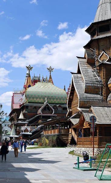 Güneşli bir günde Moskova'da Izmailovskiy Kremlin — Stok fotoğraf