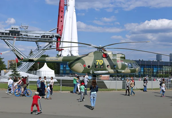 Savaş askeri Rus helikopteri Mi-8 — Stok fotoğraf