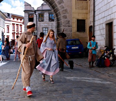 Cesky Krumlov Çek Cumhuriyeti'nde beş elmasta Gül Festivali