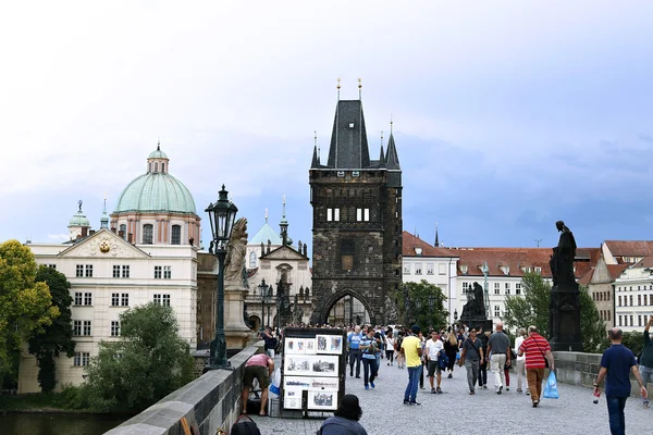 Most Karola przez Wełtawę w Pradze — Zdjęcie stockowe