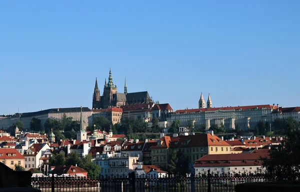 Zamek na Hradczanach i Katedra Świętego wita — Zdjęcie stockowe