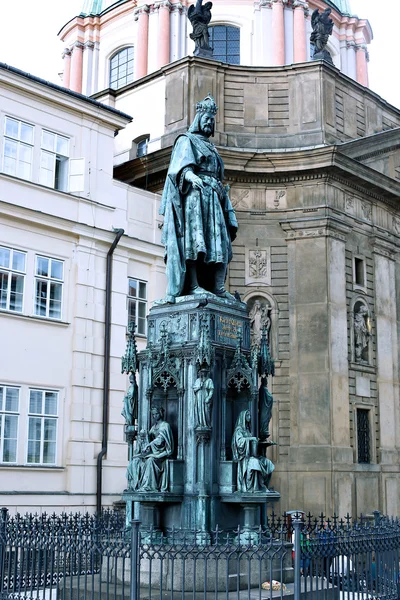 Monumento a Carlos IV en Praga — Foto de Stock