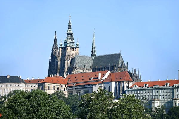 Zamek na Hradczanach i Katedra Świętego wita w Pradze — Zdjęcie stockowe