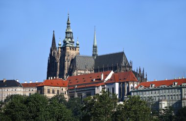 Prag Kalesi ve Aziz Prag'da Vitus Katedrali