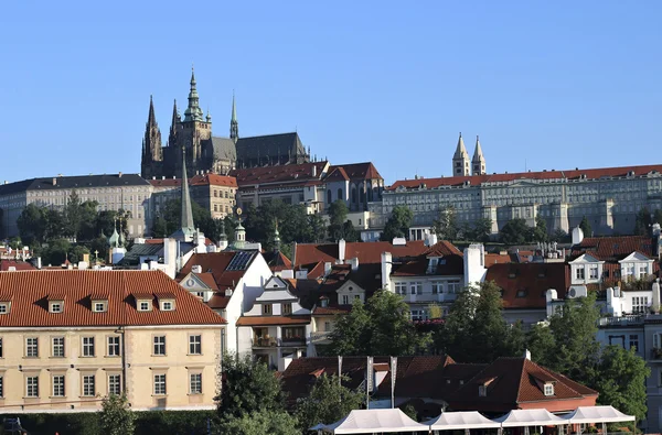 Château de Prague et Cathédrale de Saint Vitus à Prague — Photo