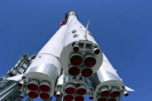 O foguete Vostok na plataforma de lançamento — Fotografia de Stock