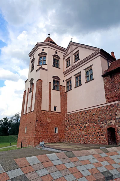 Ancient Mir Castle Complex in Belarus — Stock Photo, Image