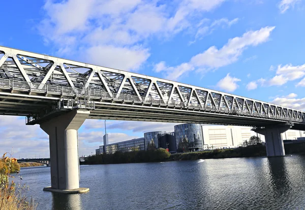 Myakininskiy (Mitinskiy) Pont de métro à Moscou — Photo