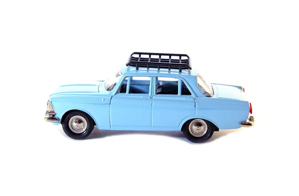 Juguete coleccionable modelo azul coche soviético "Moskvitch " —  Fotos de Stock