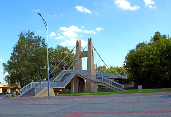 Ponte de cabo para a ilha de Border em Brest — Fotografia de Stock
