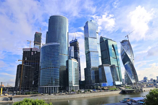 Construcción del centro de negocios Towers "Moscú City " — Foto de Stock