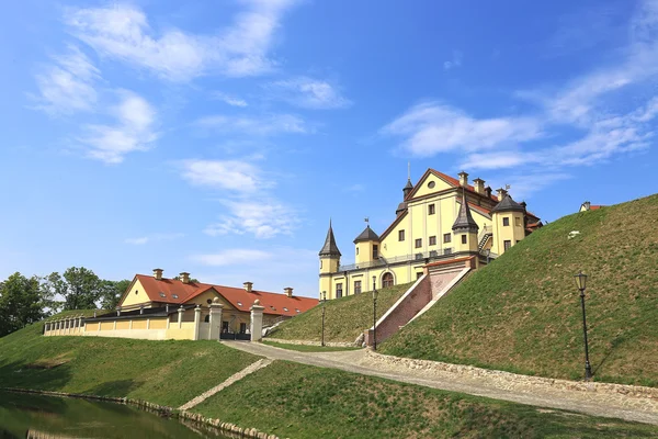 Ancient Nesvizhsky zamku w Nieświeżu — Zdjęcie stockowe