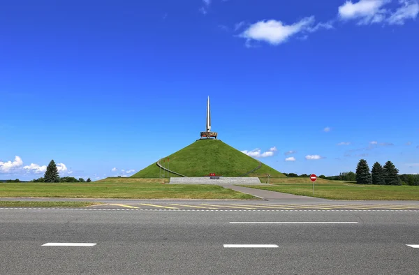 Memorial heuvel van glorie in Wit-Rusland — Stockfoto
