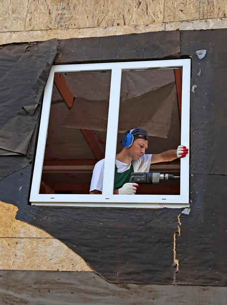 Instalación de ventanas de plástico — Foto de Stock