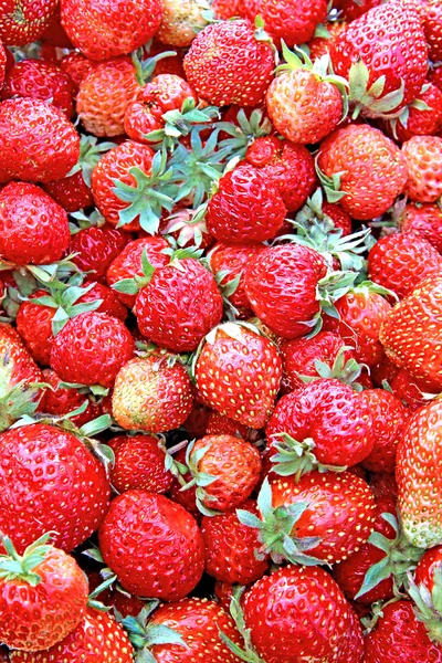 Juicy fresh strawberries — Stock Photo, Image