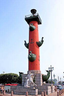 st. Petersburg rostral sütunlar