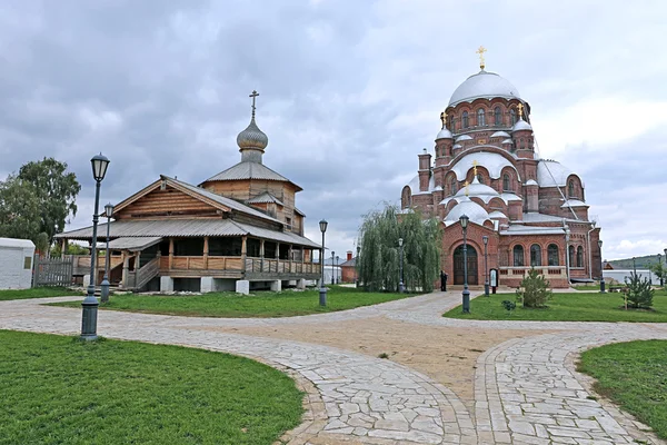 Cathedral of the Mother of God of All Who Sorrow and Joy Trinity — Stock Photo, Image